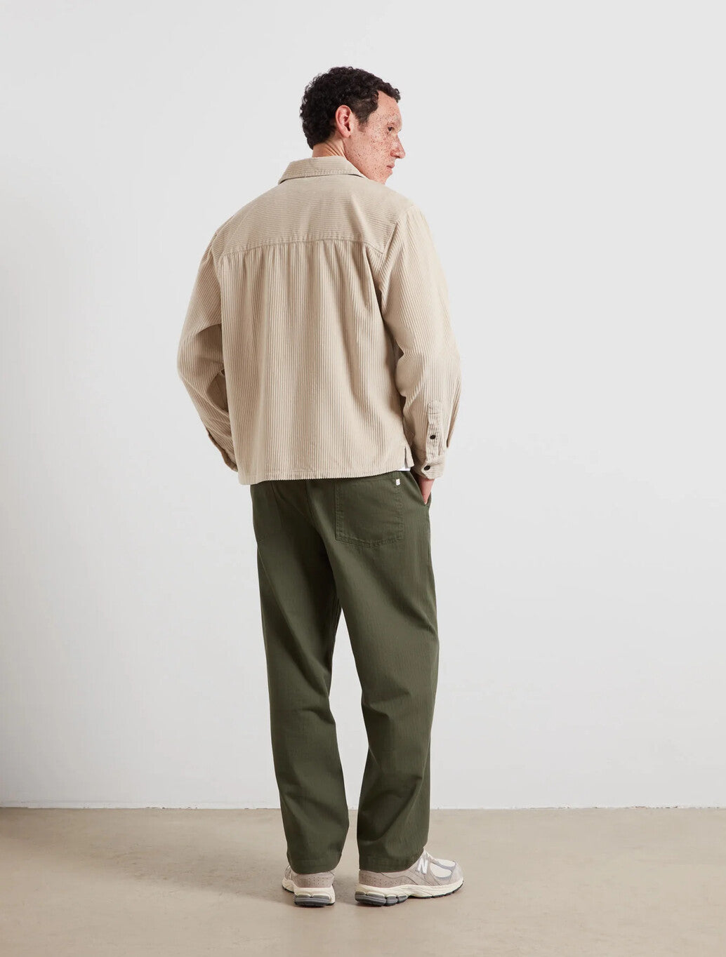 Farah Sawyer Cord Overshirt in Putty