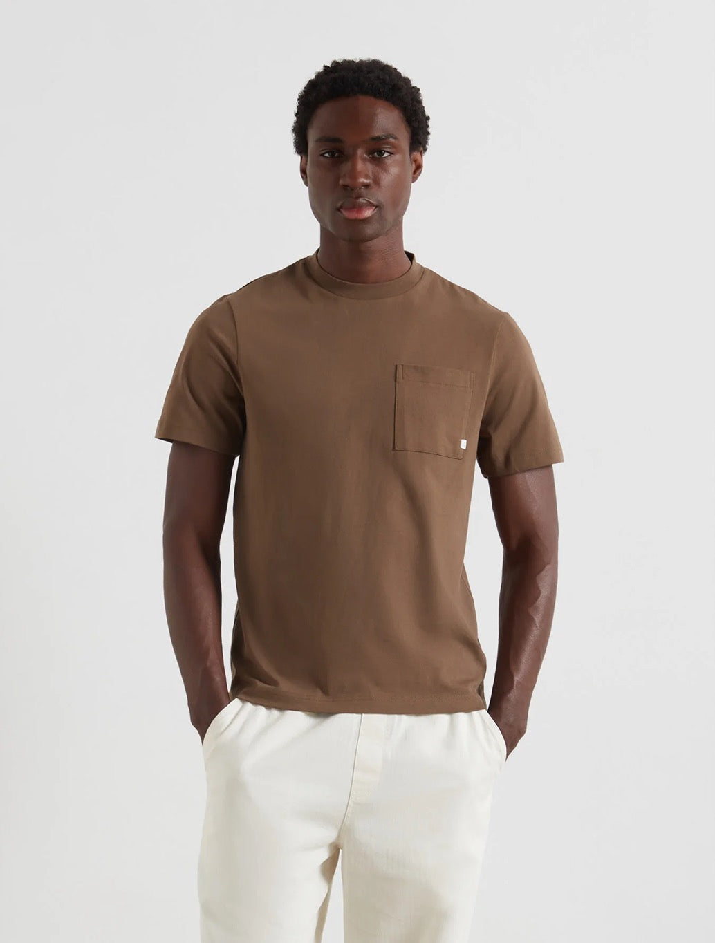 Farah - Stacy Pocket T-Shirt - Brown