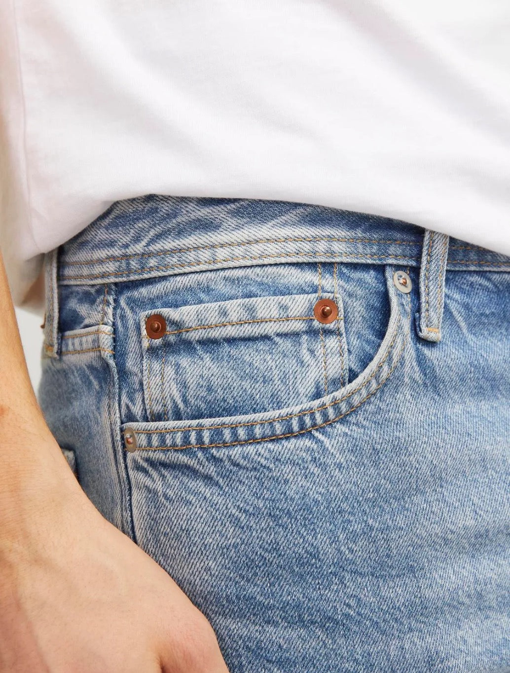 Jack & Jones - Chris Relaxed Fit Jean - Denim Light Blue