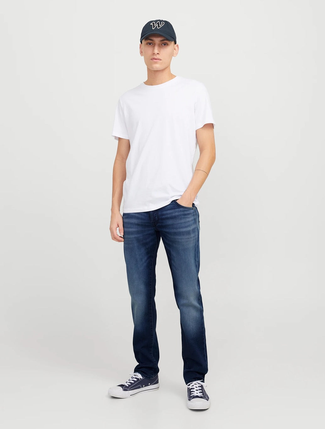 Jack & Jones - Mike Fox Tapered Fit Jean - Denim Blue