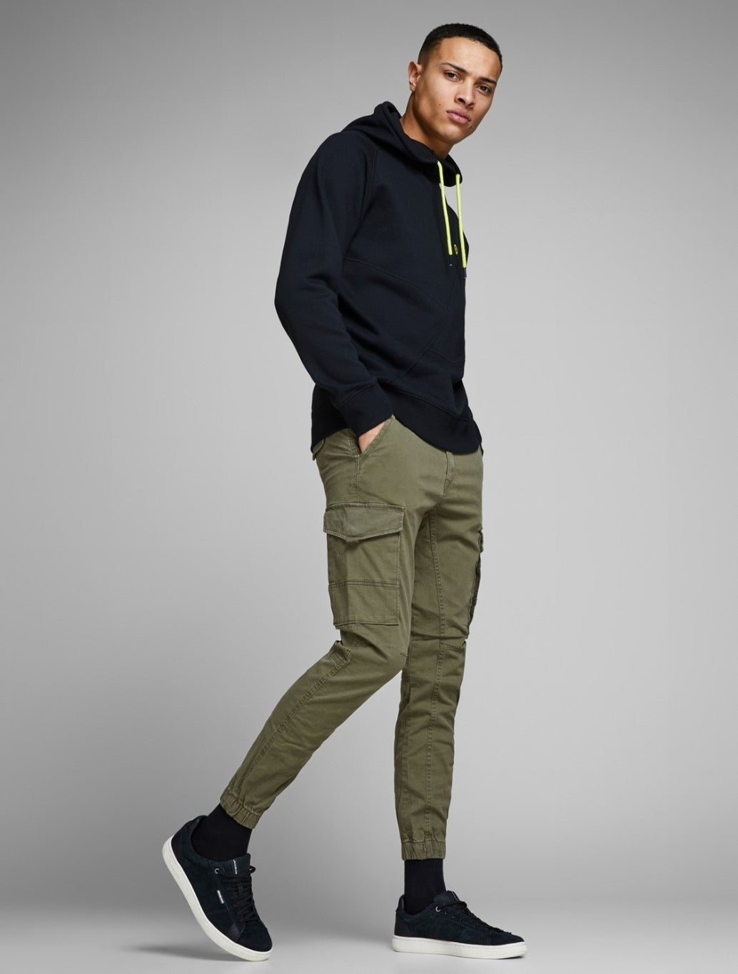 Jack & Jones - Slim Fit Cargo Trousers - Khaki