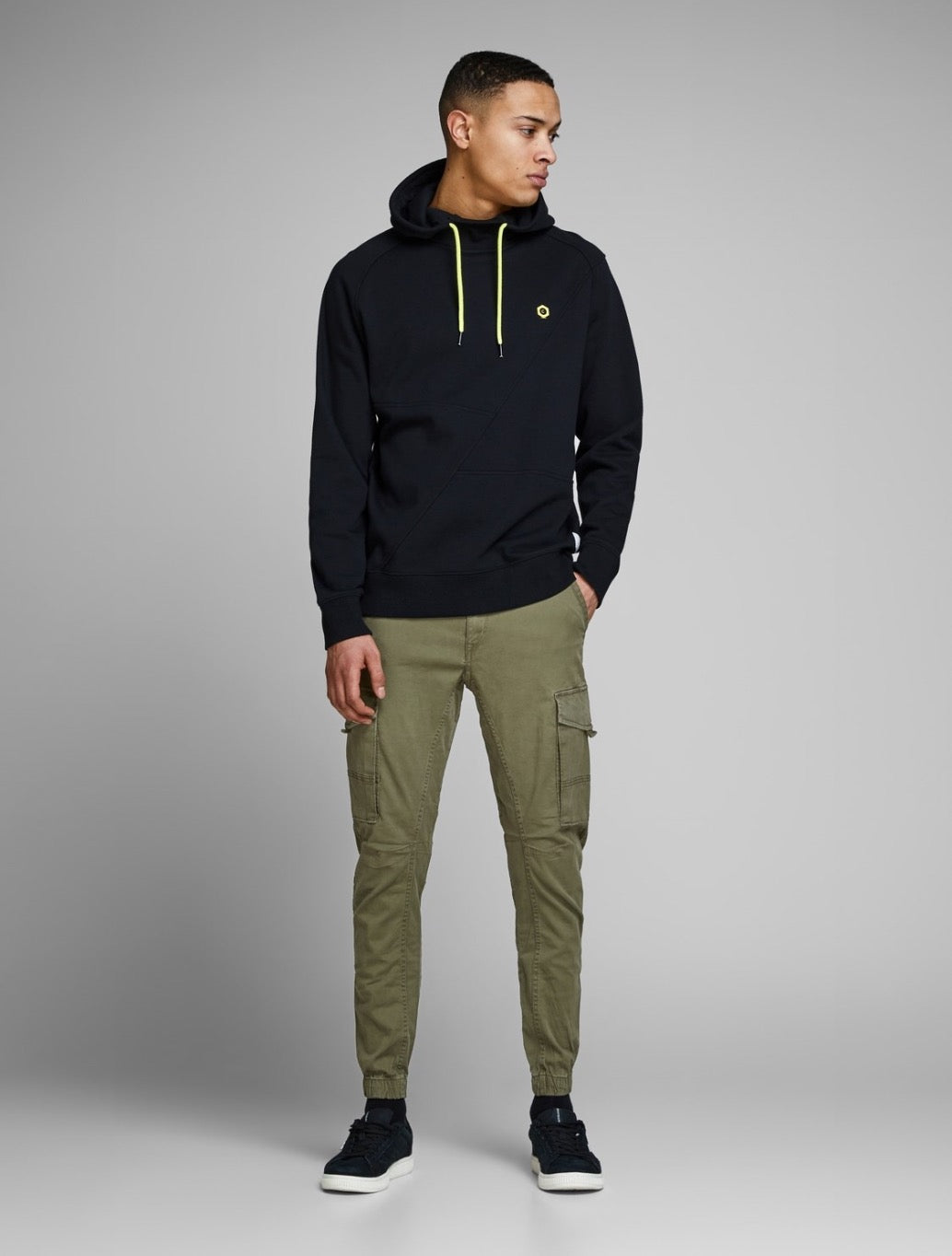 Jack & Jones - Slim Fit Cargo Trousers - Khaki