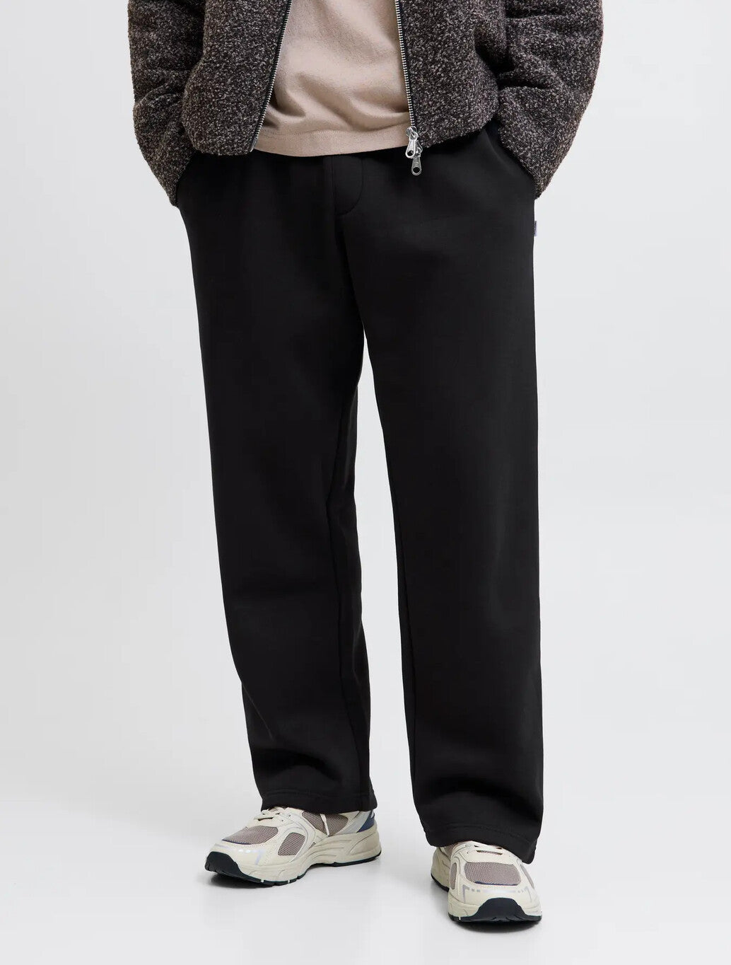 Jack & Jones Bradley Wide Leg Sweatpants in Black