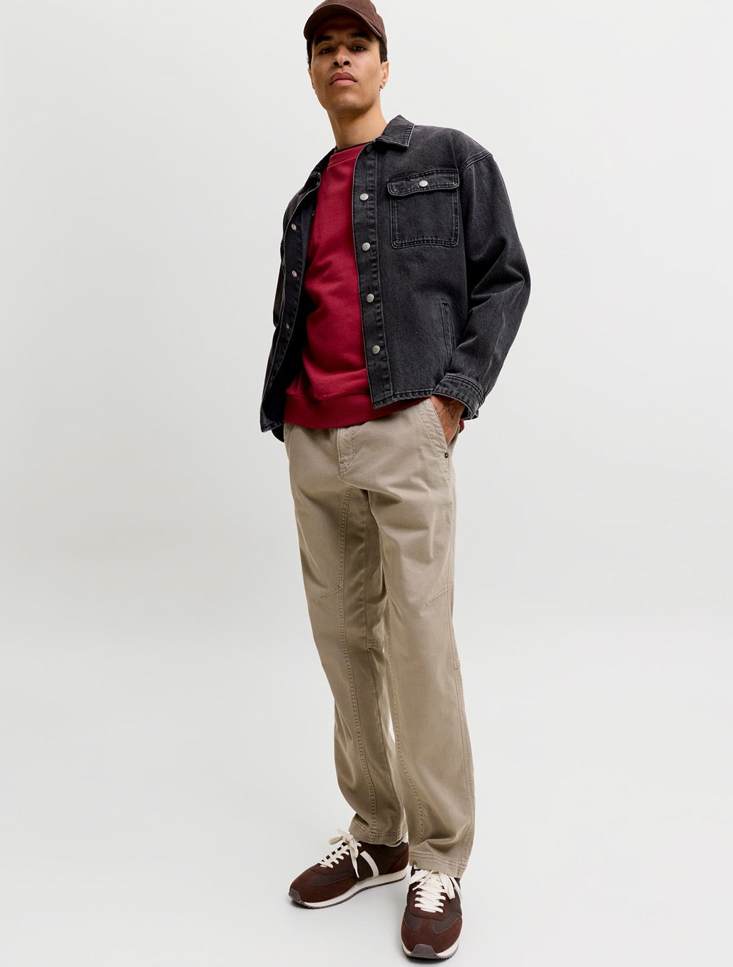 Jack & Jones Relaxed Fit Drawstring Trousers in Beige