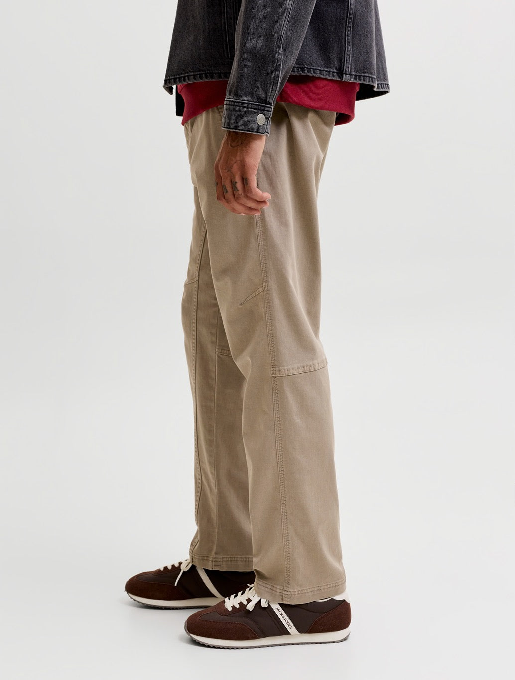 Jack & Jones Relaxed Fit Drawstring Trousers in Beige