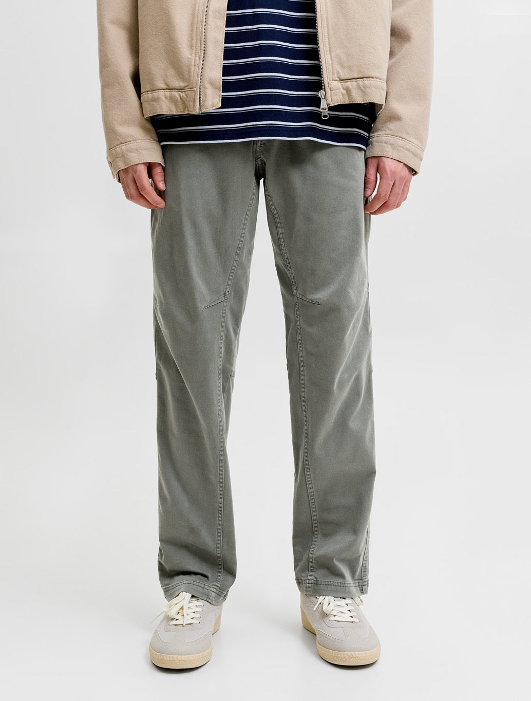 Jack & Jones Relaxed Fit Drawstring Trousers in Light Khaki