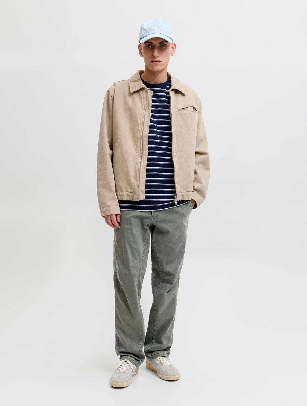 Jack & Jones Relaxed Fit Drawstring Trousers in Light Khaki