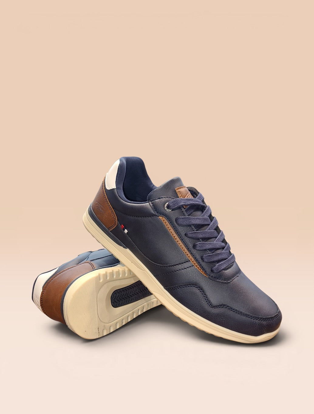Lloyd & Pryce Twenty Four Trainers in Navy