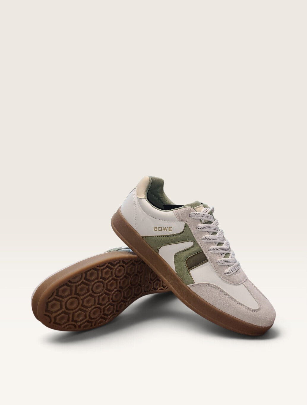 Tommy Bowe Shoes Burwett Trainer in White with Khaki