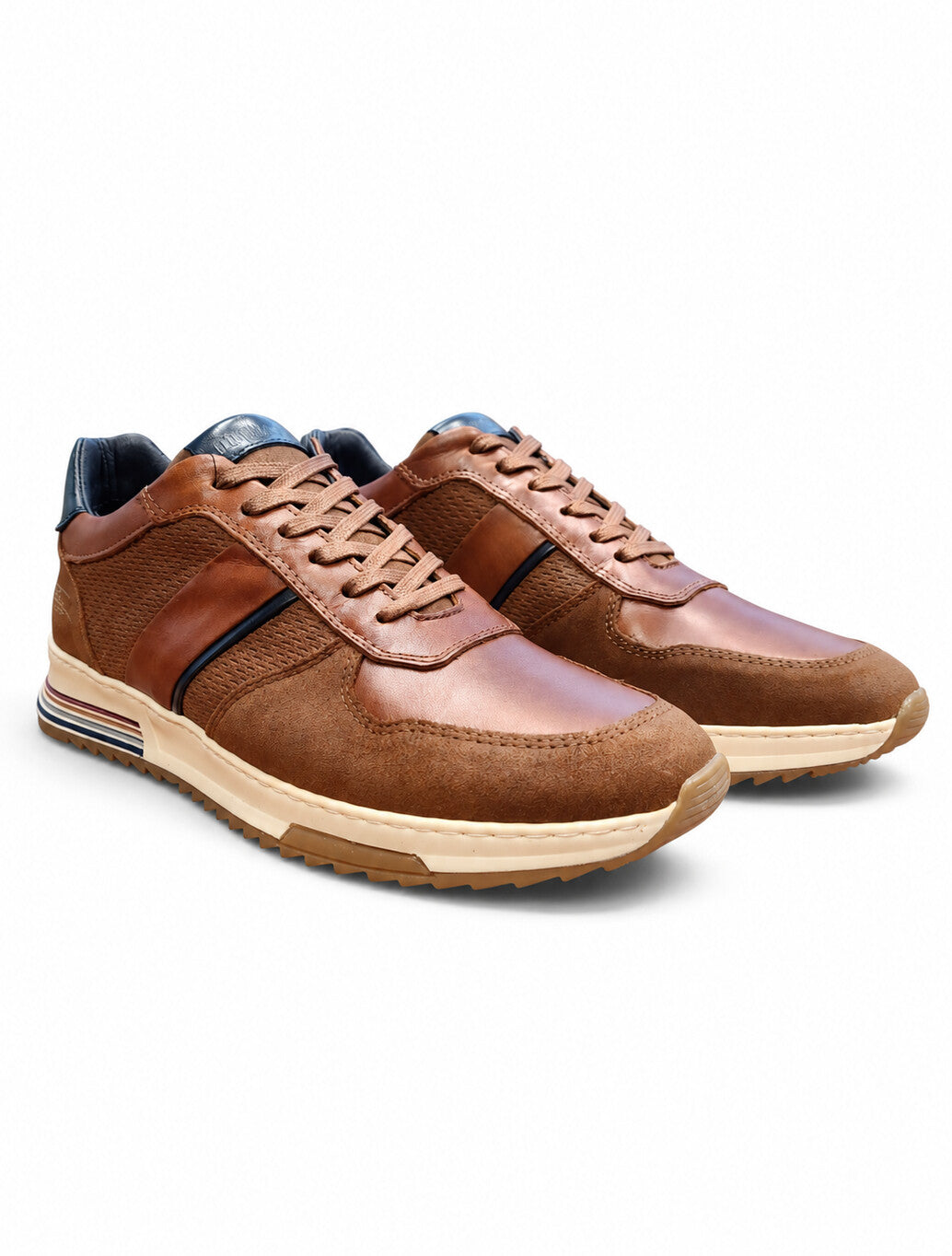 Lloyd & Pryce Deaves Leather Trainer in Umber