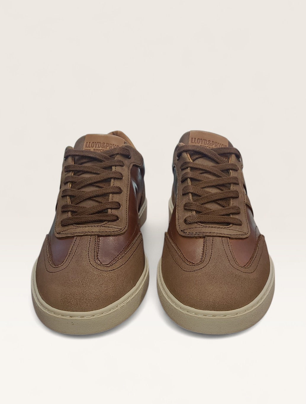 Lloyd & Pryce Tizzano Leather Trainers in Camel