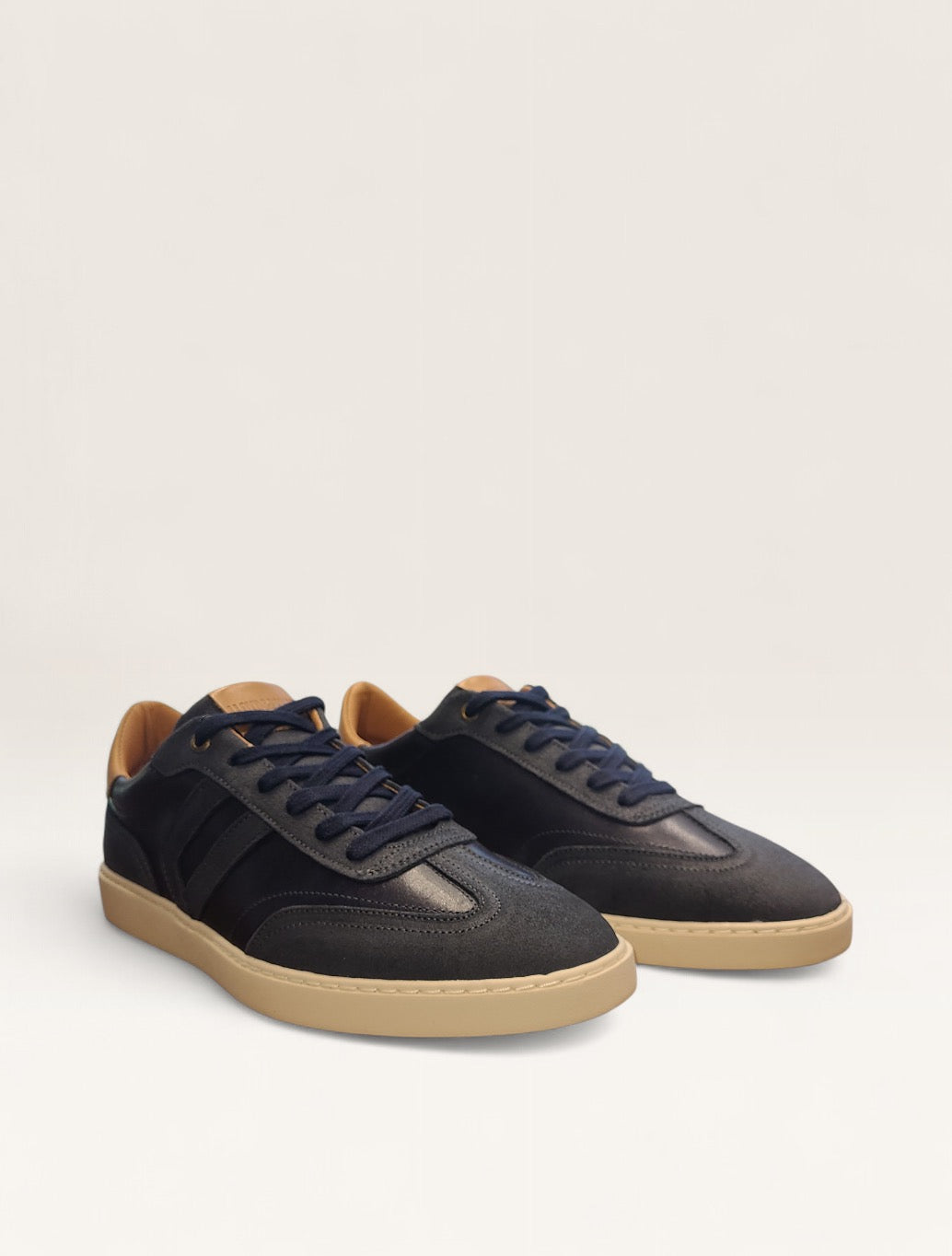 Lloyd & Pryce Tizzano Leather Trainers in Navy