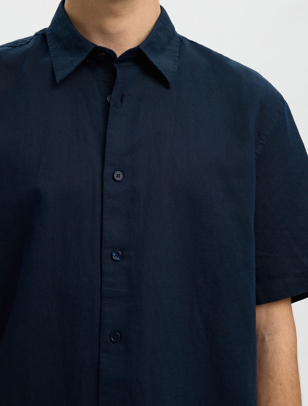 Selected Clay Short Sleeved Linen-Blend Shirt in Navy