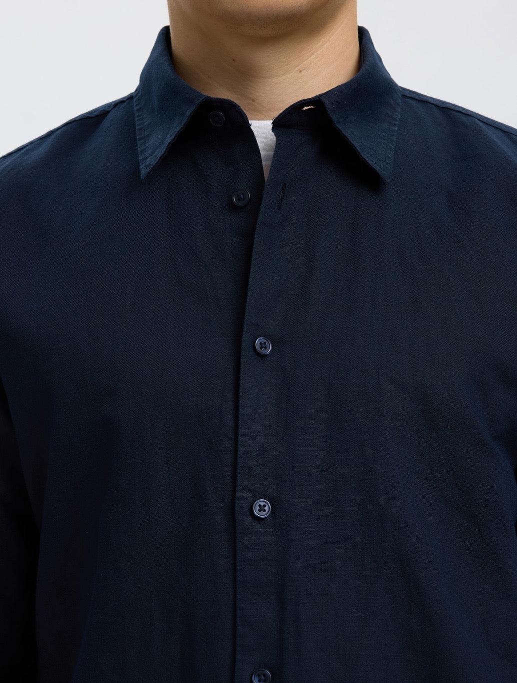 Selected Clay Regular Fit Linen-Blend Shirt in Navy