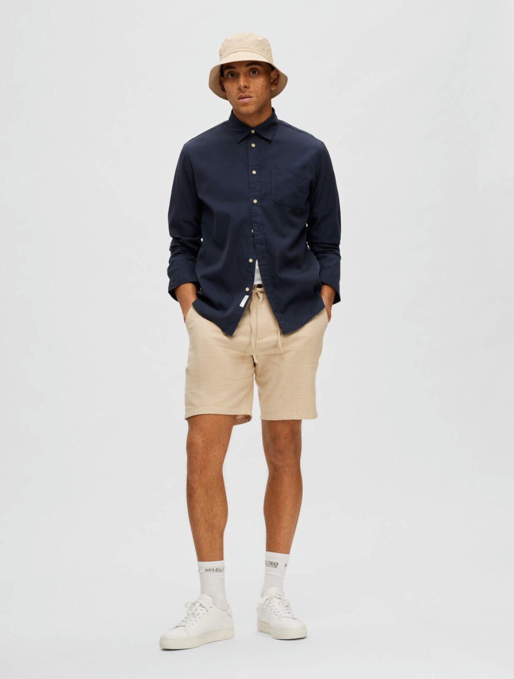 Selected Homme - Brody Comfort Fit Shorts - Beige