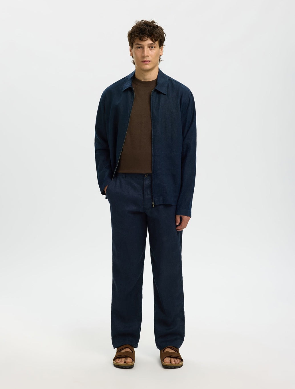 Selected Jeremy Linen Trousers in Navy