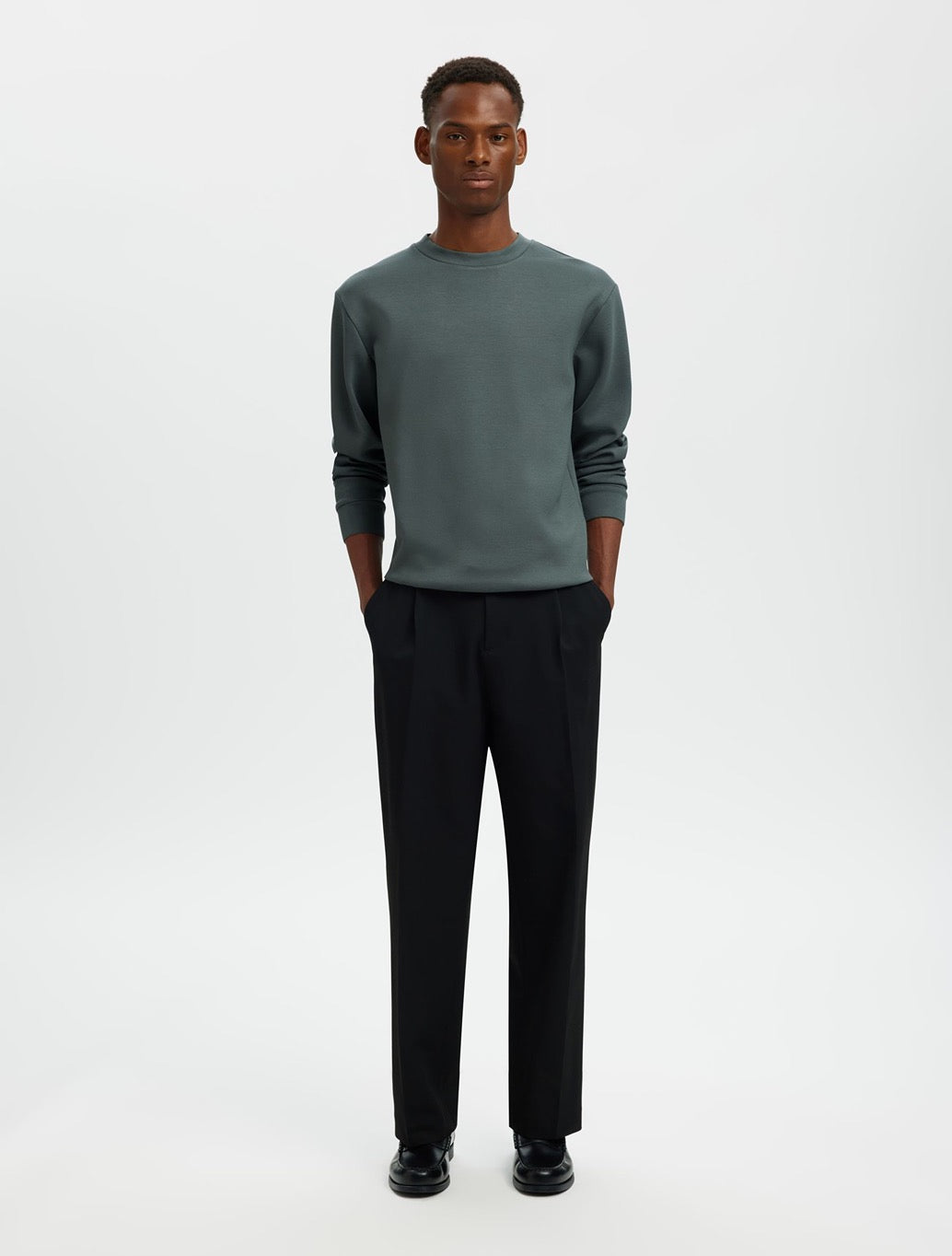 Selected Manuel Viscose Blend Sweatshirt in Light Green