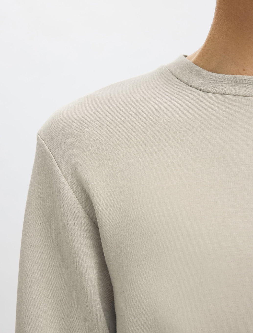 Selected Manuel Viscose Blend Sweatshirt in Sand