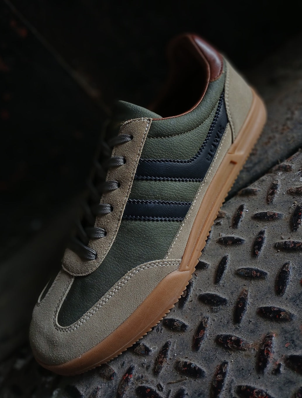 Tommy Bowe Shoes – Zazi Casual Trainer - Khaki