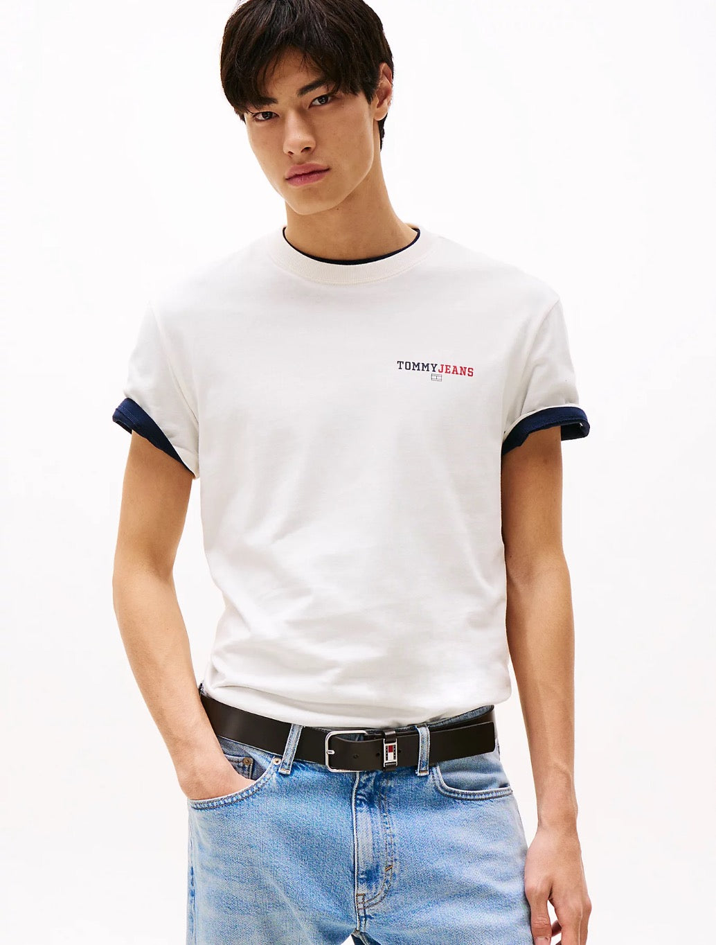 Tommy Jeans - Back Logo Crew Neck T-Shirt - Cream