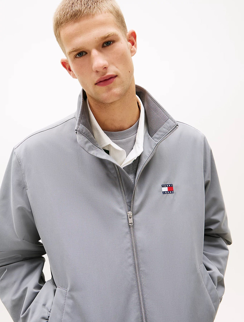 Tommy Jeans Collar Logo Water Repellent Zip-Thru Jacket - Grey