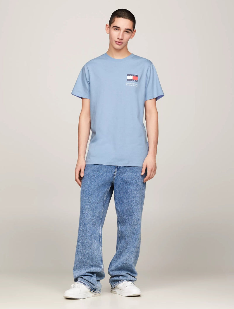 Tommy Jeans - ESSENTIAL LOGO SLIM FIT T-SHIRT - Light Blue