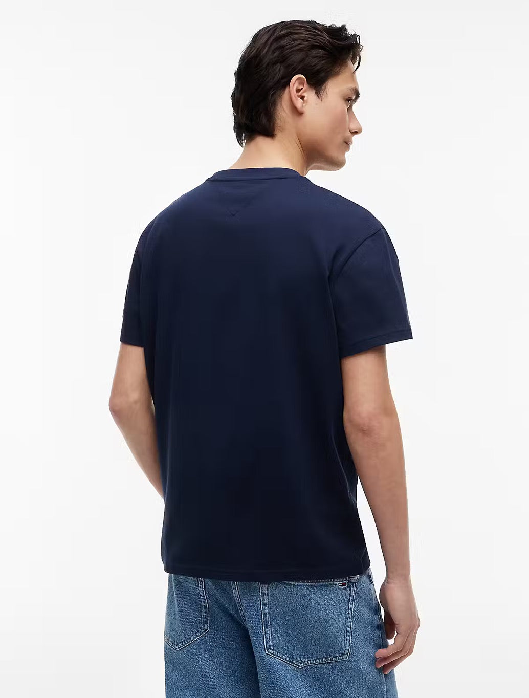 Tommy Jeans Flag Badge T-Shirt in Navy
