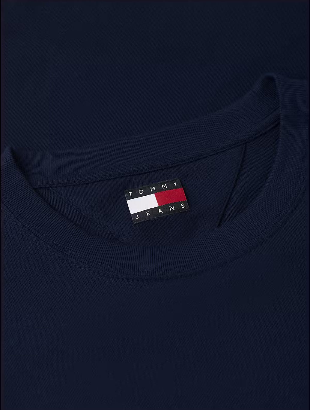 Tommy Jeans Flag Badge T-Shirt in Navy