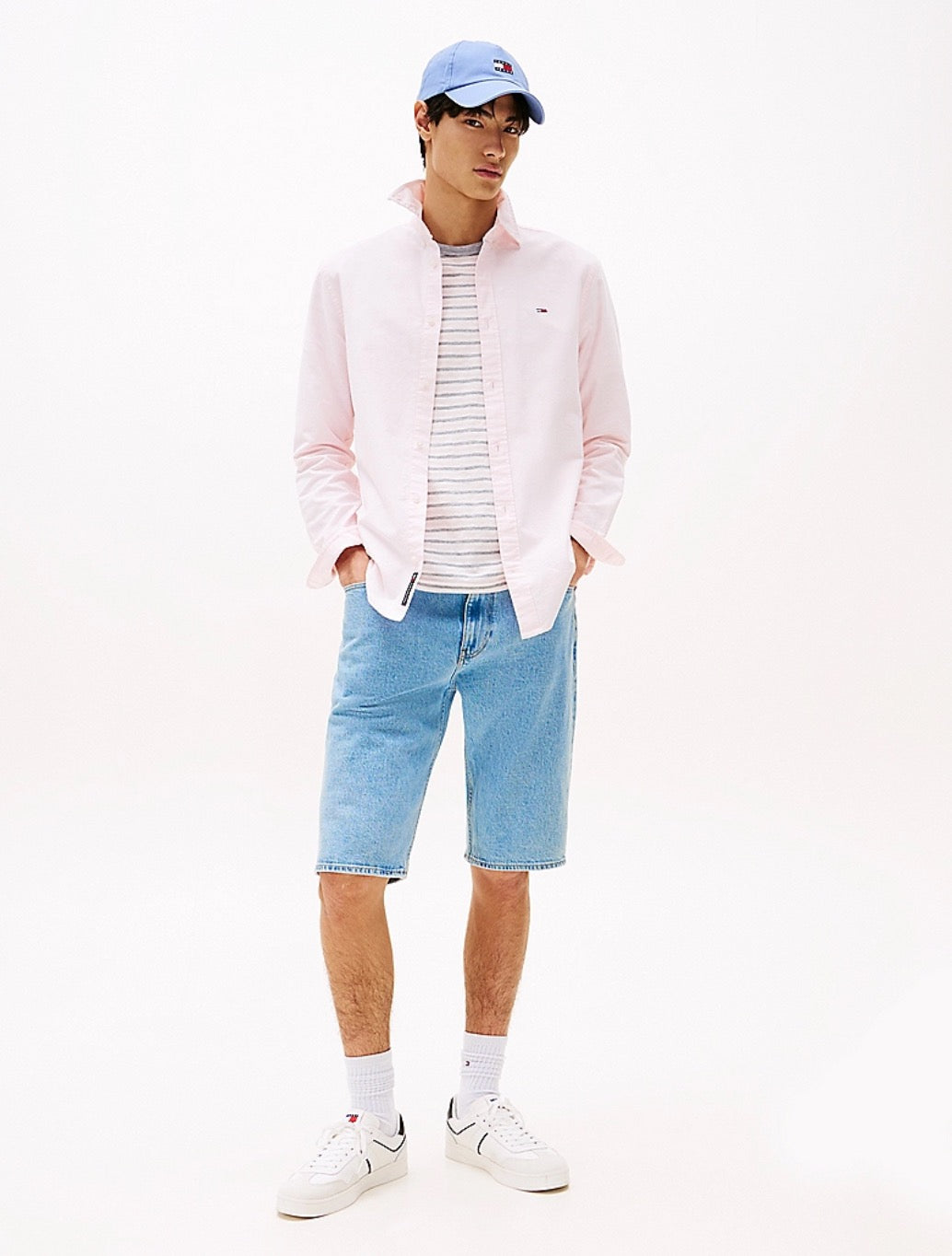 Tommy Jeans - Regular Fit Button Down Oxford Shirt - Pink