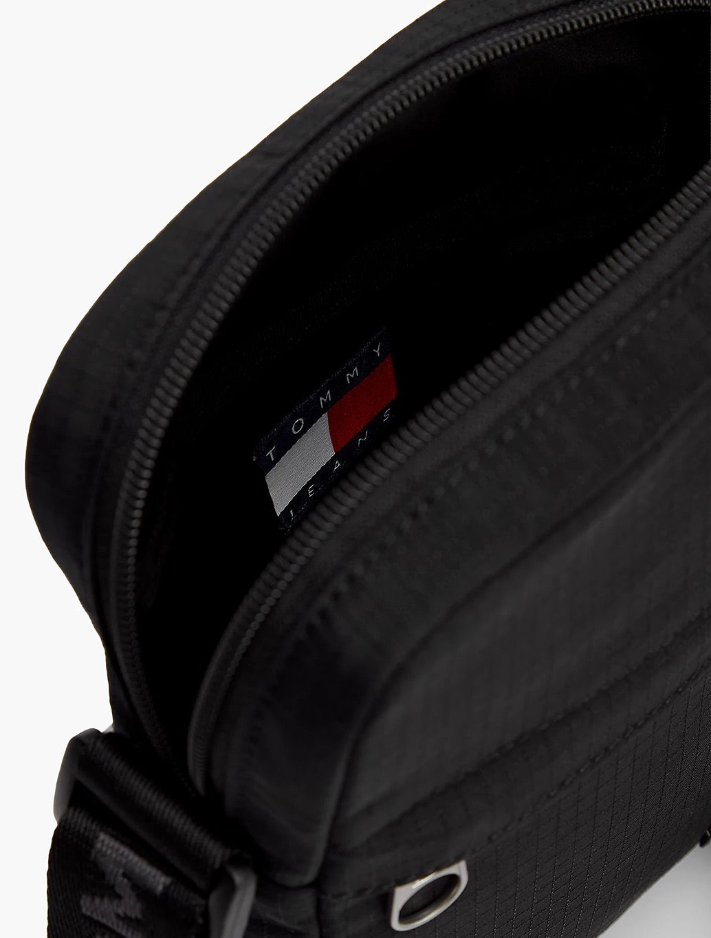Tommy Jeans Ripstop Reporter Bag in Black