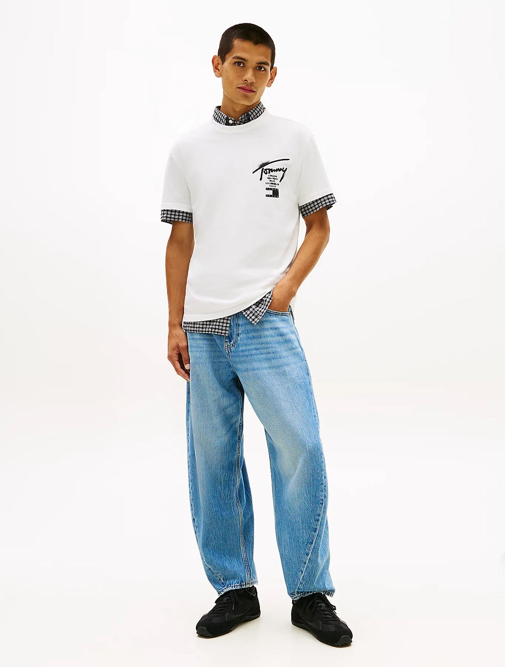 Tommy Jeans - Signature Back Logo Jersey T-Shirt - White
