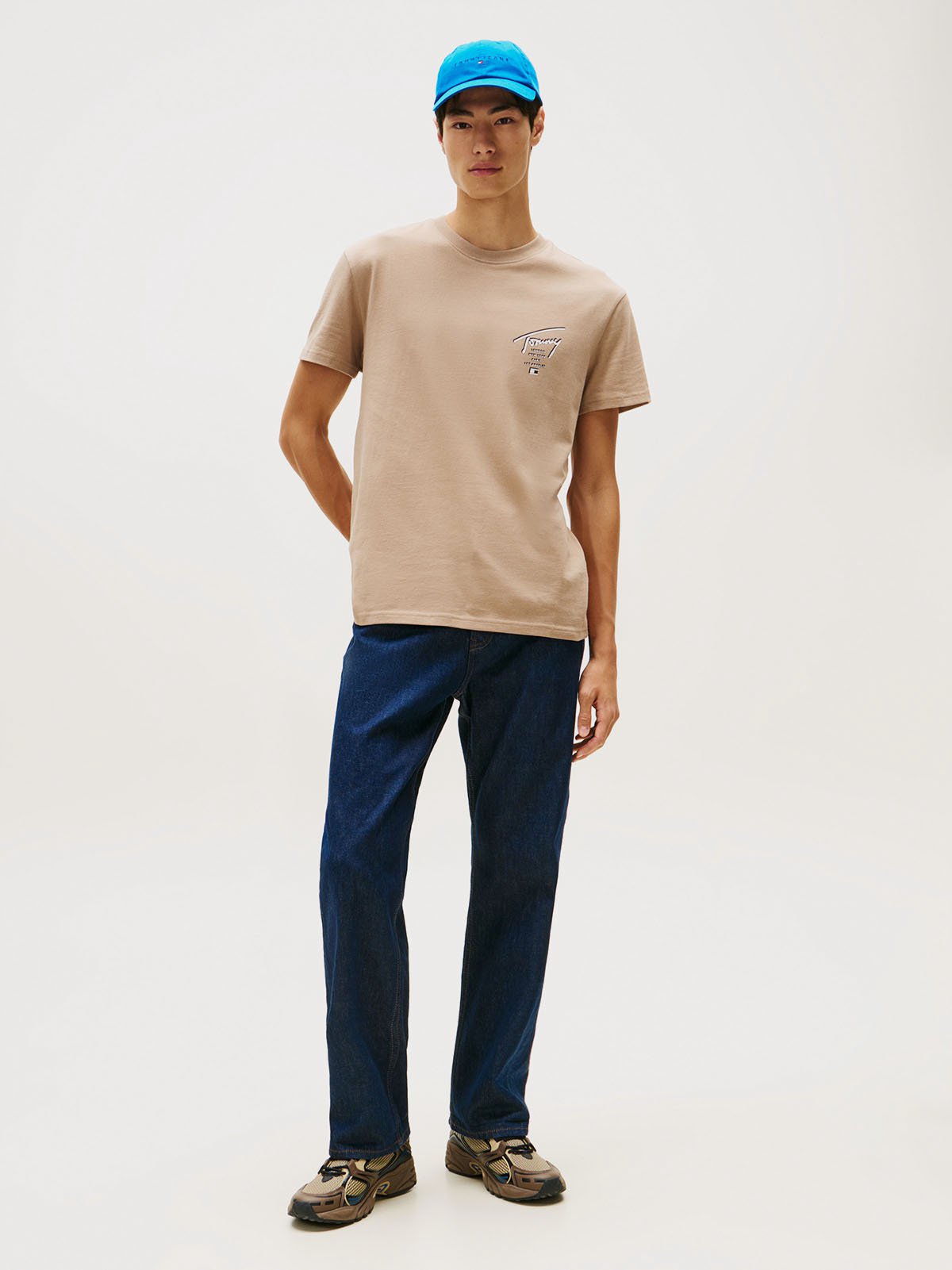 Tommy Jeans - Signature Back Logo Jersey T-Shirt - Light Brown