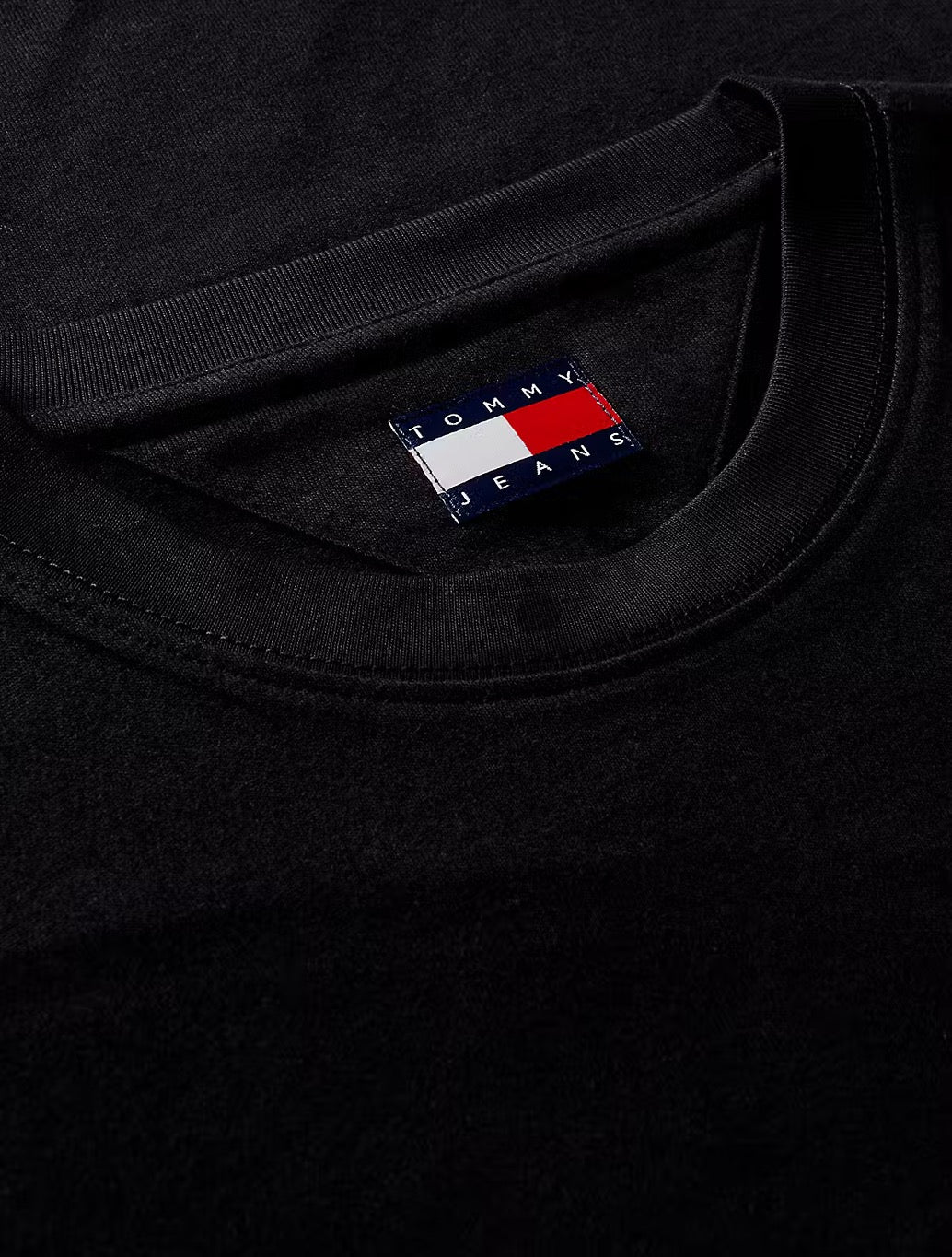 Tommy Jeans Signature Back Logo Jersey T-Shirt in Black