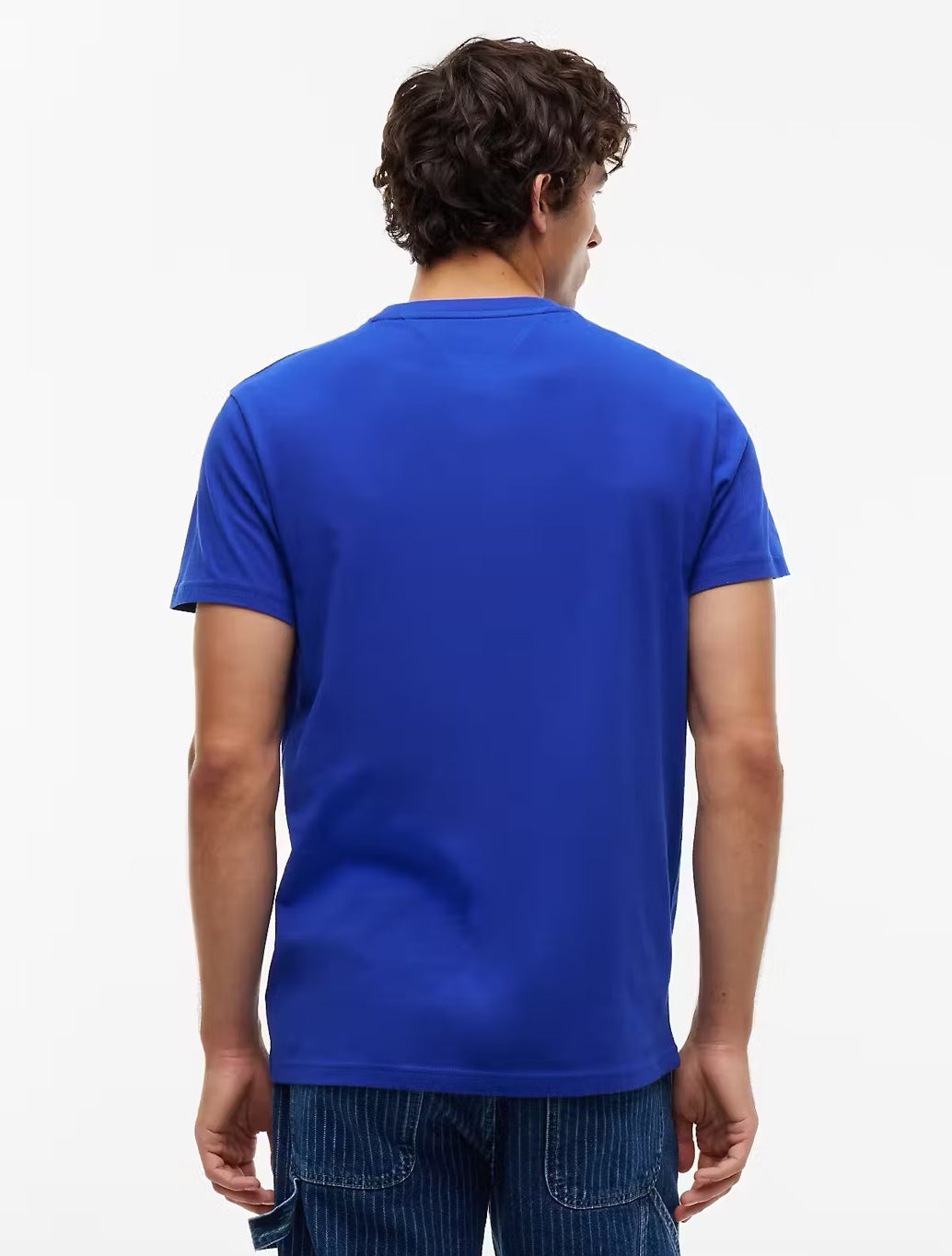 Tommy Jeans Signature Chest T-Shirt in Dark Blue