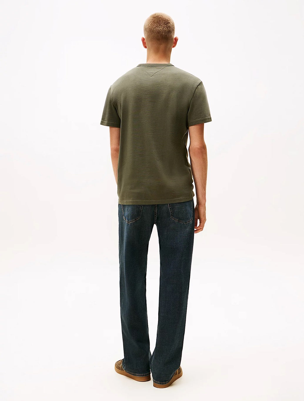 Tommy Jeans - Tonal Tommy Badge Crew Neck T-Shirt - Khaki